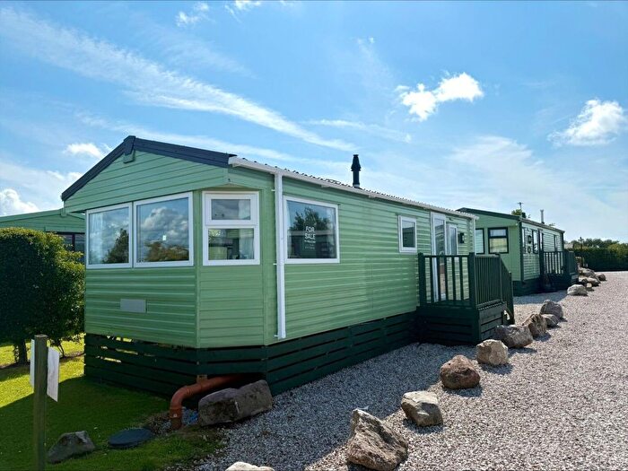 2 Bedroom Mobile/park Home For Sale In Carr Lane, Middleton Morecambe, LA3