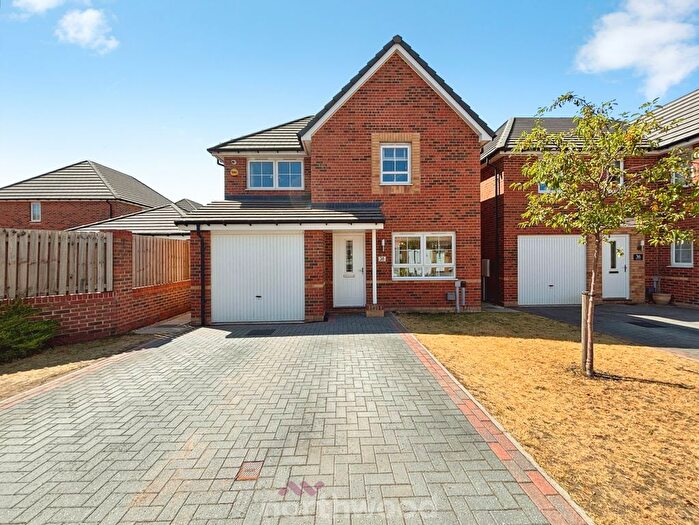 3 Bedroom Detached House For Sale In Saxon Avenue, Doncaster, DN7