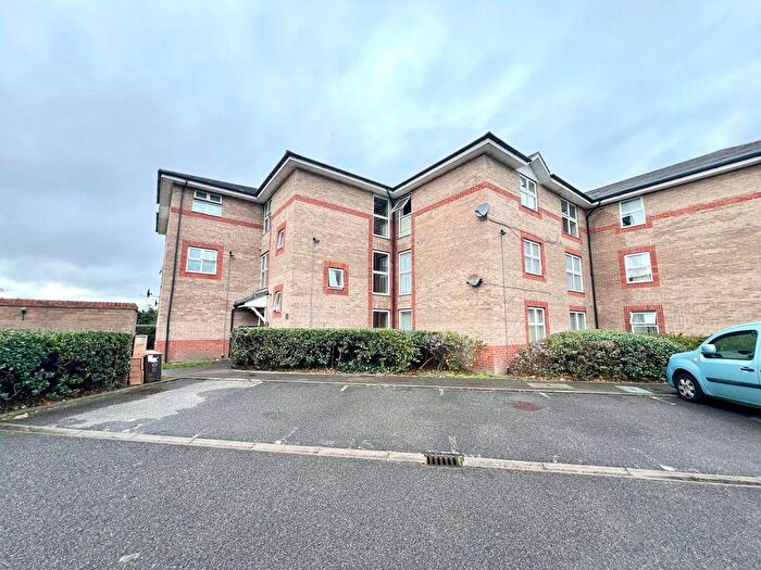 2 Bedroom Flat To Rent In Douglas Road, Stanwell, TW19