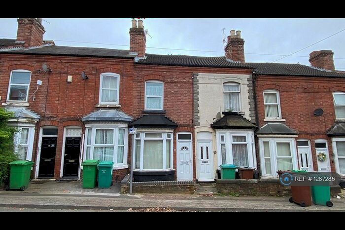 3 Bedroom Terraced House To Rent In Gawthorne Street, Nottingham, NG7