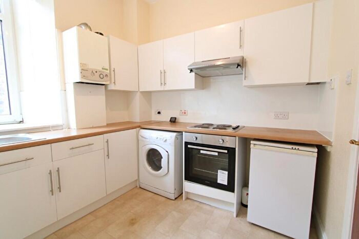 2 Bedroom Flat To Rent In St Andrews Street, Dundee, DD1