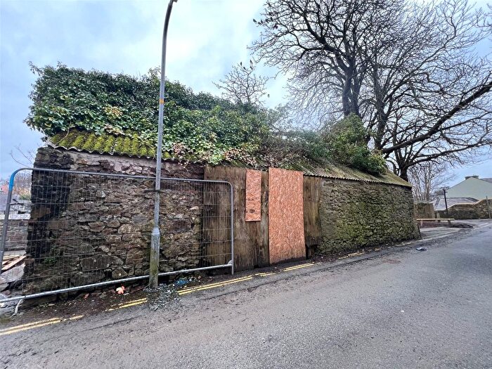 2 Bedroom Barn Conversion For Sale In Castle Hill, Haverfordwest, Pembrokeshire, SA61