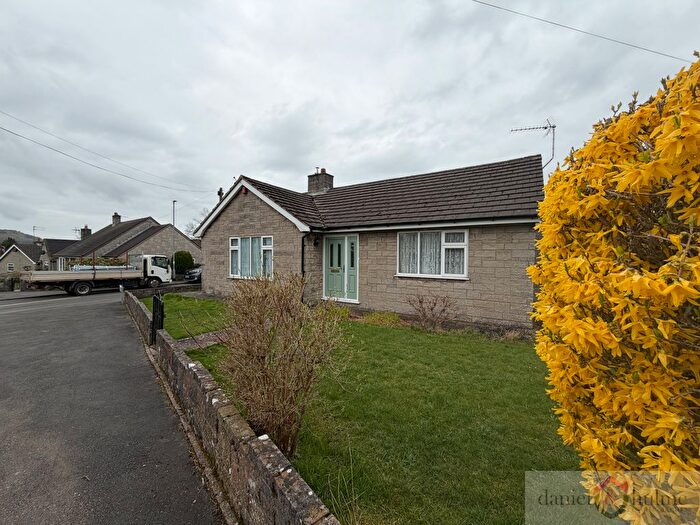 3 Bedroom Bungalow For Sale In Waterfall Lane, Waterhouses, Stoke-On-Trent, Staffordshire, ST10
