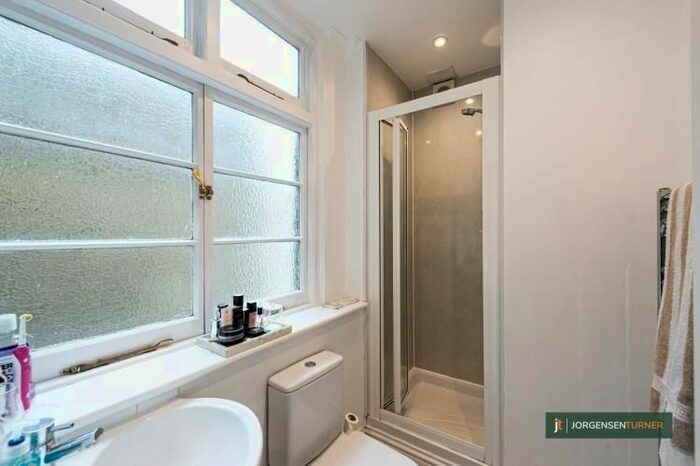 1 Bedroom Flat To Rent In Hogarth Road, London, SW5