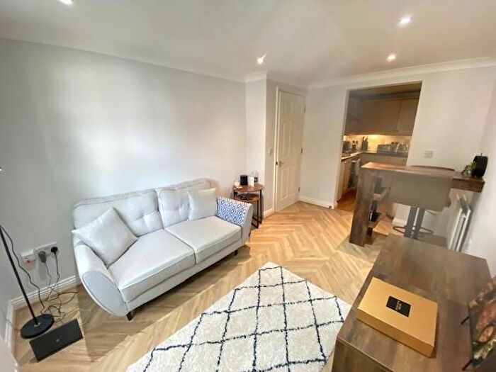 2 Bedroom Apartment To Rent In Albert Road, Stoke, Plymouth, PL2