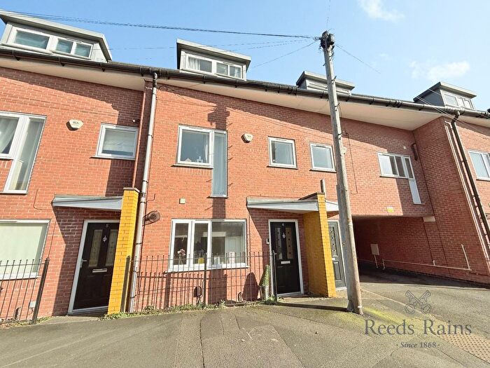 3 Bedroom Terraced House To Rent In High Street, May Bank, Newcastle, Staffordshire, ST5