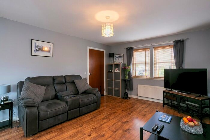 3 Bedroom Terraced House For Sale In Younger Gardens, St Andrews, KY16