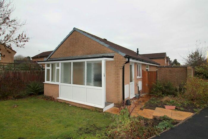 2 Bedroom Bungalow To Rent In Conroy Drive, Dawley, Telford TF4