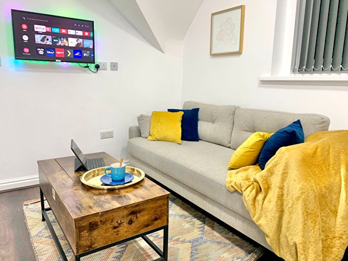 Studio To Rent In Church Road, Birmingham, B13