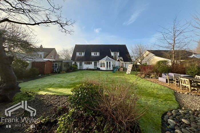 4 Bedroom Detached House For Sale In North Houses Lane, Lytham St. Annes, Lancashire, FY8