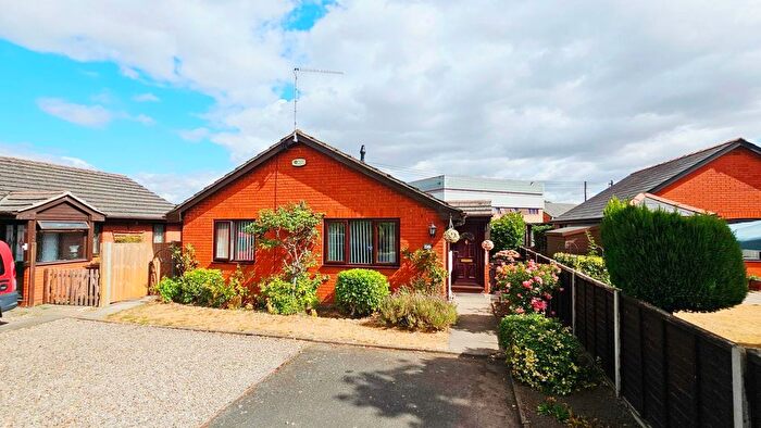2 Bedroom Detached Bungalow For Sale In Grandstand Road, Hereford, HR4