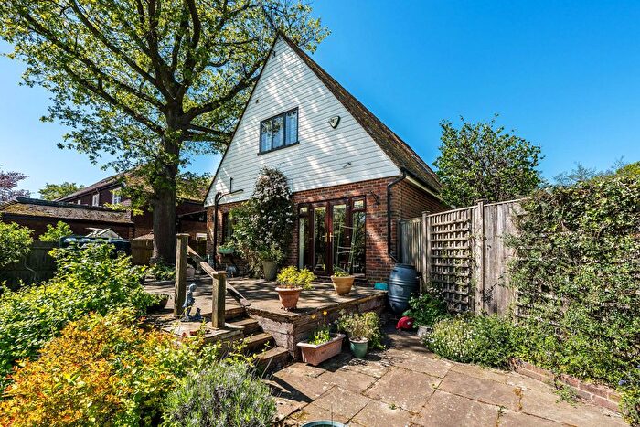 4 Bedroom Detached House For Sale In Oak Lodge, Four Elms Road, Edenbridge, TN8