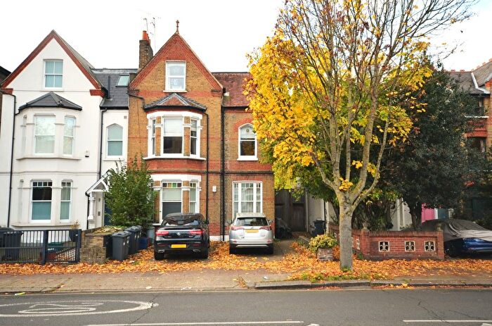 1 Bedroom Flat To Rent In Sutton Court Road, London, W4