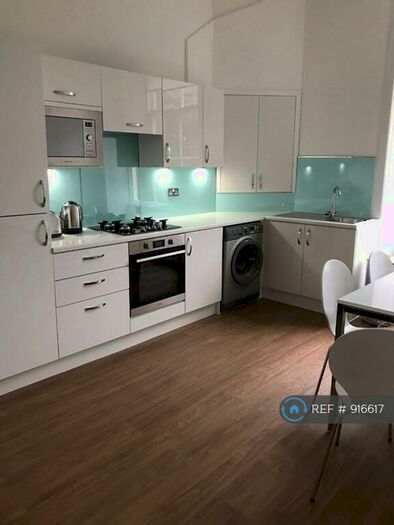 1 Bedroom Flat To Rent In Beaufort Road, Edinburgh, EH9