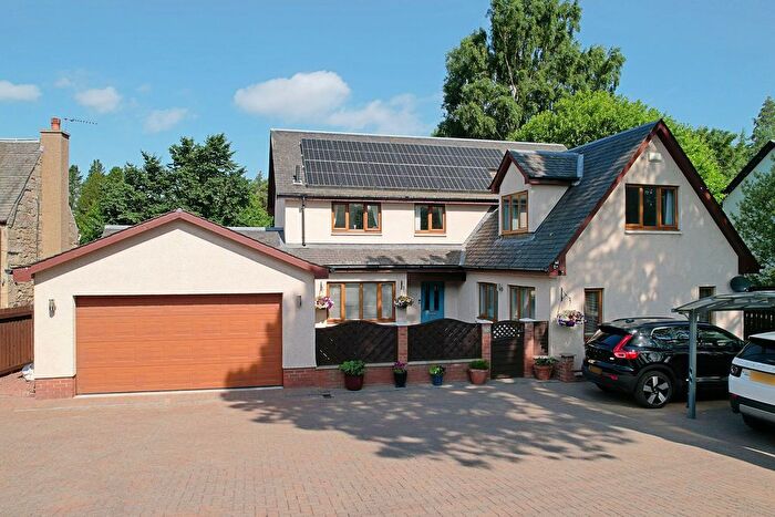 4 Bedroom Detached House For Sale In Viewbank View, Bonnyrigg, EH19