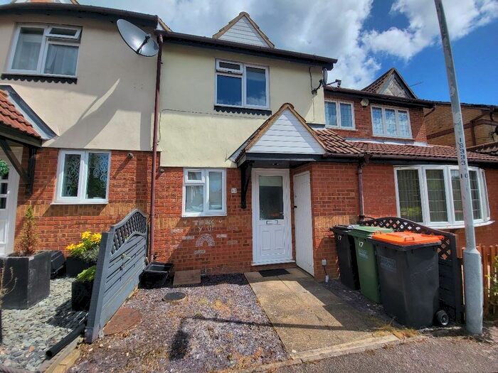 2 Bedroom Terraced House To Rent In Chalkdown, Luton, LU2