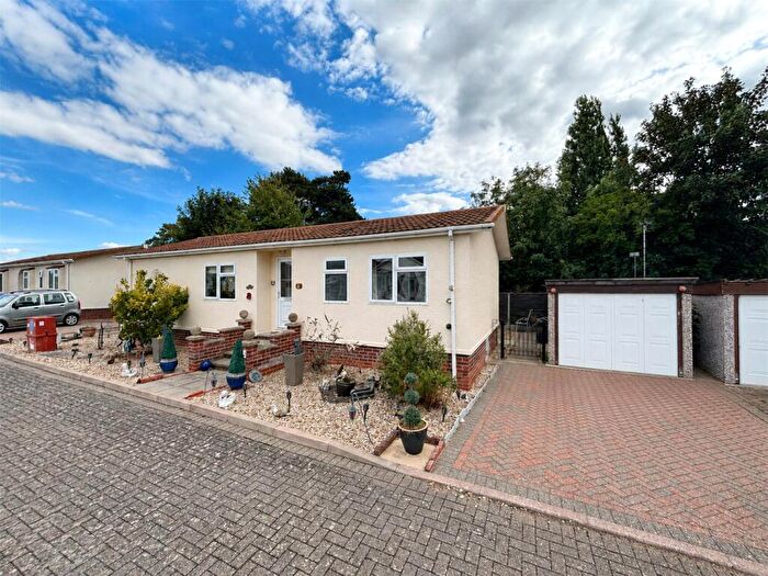 2 Bedroom Bungalow For Sale In Priory Park, Priory Road, Ruskington, Sleaford, NG34