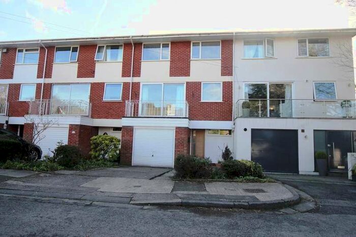 4 Bedroom Town House To Rent In Cleveley Park, Allerton, Liverpool, L18