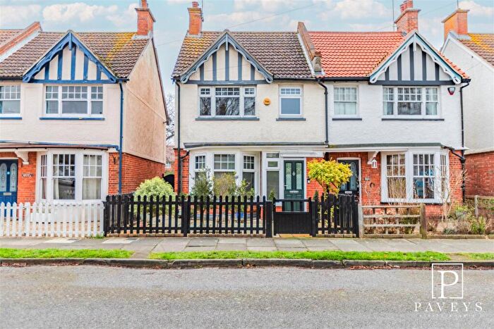 3 Bedroom Semi-Detached House For Sale In St. Marys Road, Frinton-On-Sea, CO13