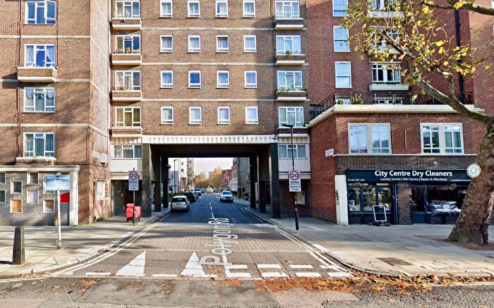 2 Bedroom Flat To Rent In Polygon Road, London, NW1