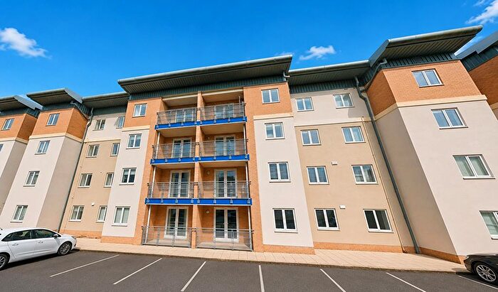 2 Bedroom Flat To Rent In Knightsbridge Court, Newcastle Upon Tyne, NE3