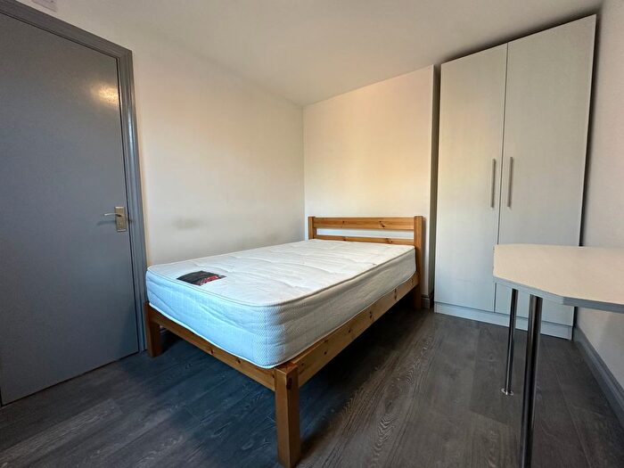 Property To Rent In Warwick New Road, Leamington Spa, CV32