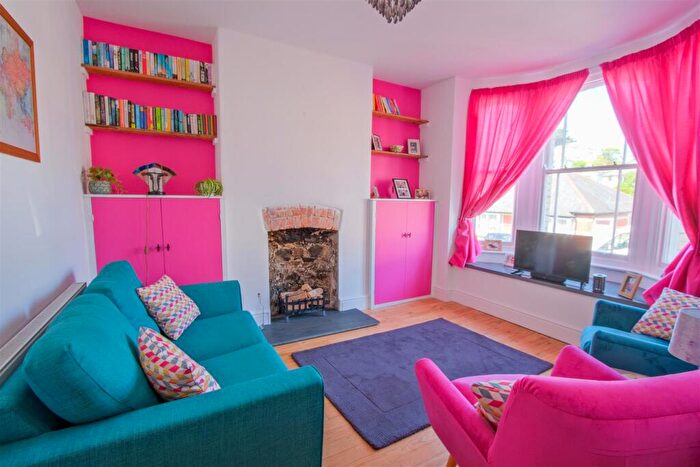 2 Bedroom Terraced House For Sale In Bideford, EX39