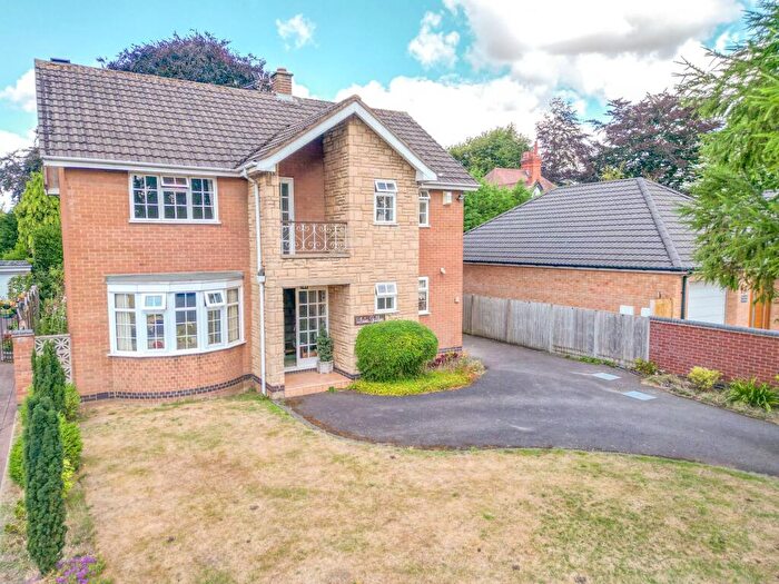 4 Bedroom Detached House For Sale In Mill Close, Nuneaton, CV11