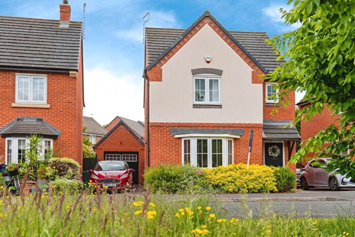 3 Bedroom Detached House For Sale In Beck Crescent, Loughborough, LE11