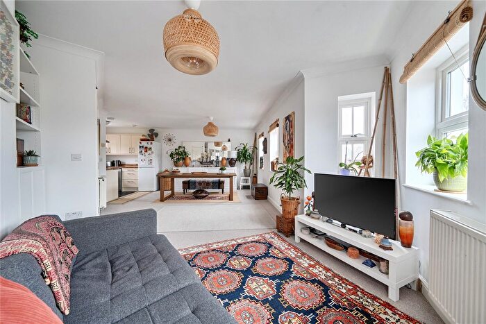 2 Bedroom Maisonette For Sale In Chilworth, Guildford, Surrey, GU4