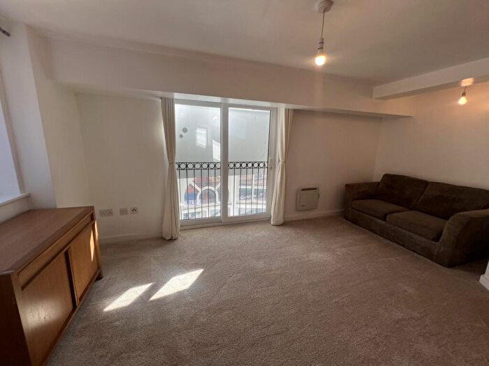 1 Bedroom Apartment To Rent In Regency Court, Stalybridge, SK15