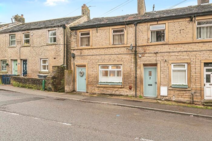2 Bedroom Terraced House For Sale In Dunford Road, Holmfirth, HD9