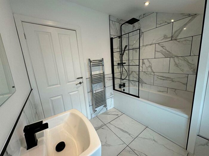 3 Bedroom House To Rent In Lawson Road, Southsea, PO5