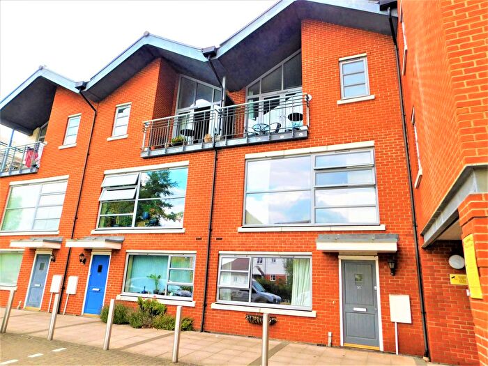2 Bedroom Flat To Rent In Rotary Way, Colchester, Essex, CO3