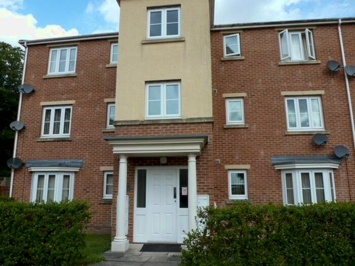 2 Bedroom Flat To Rent In Garden Close, Spinneyfield, Rotherham, S60