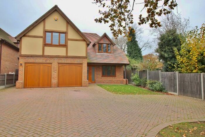6 Bedroom Detached House To Rent In Gorsewood Road, Hartley, Longfield DA3