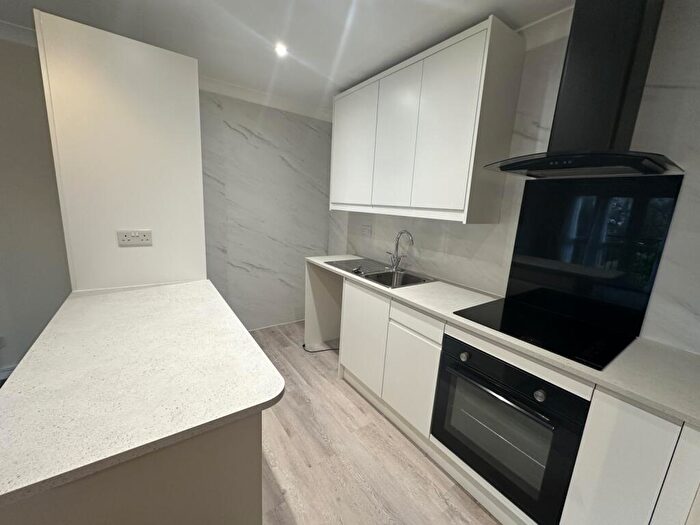 2 Bedroom Flat To Rent In Devondale Court, Dawlish Warren, EX7