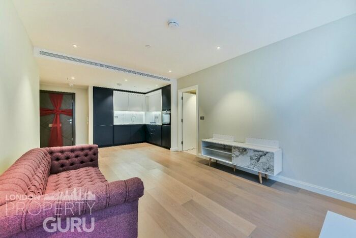 2 Bedroom Flat To Rent In Oval Village, Phoenix Court, Kennington Lane, London, SE11