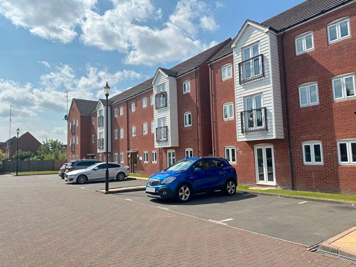 2 Bedroom Flat For Sale In Tame Crossing, Wednesbury, WS10