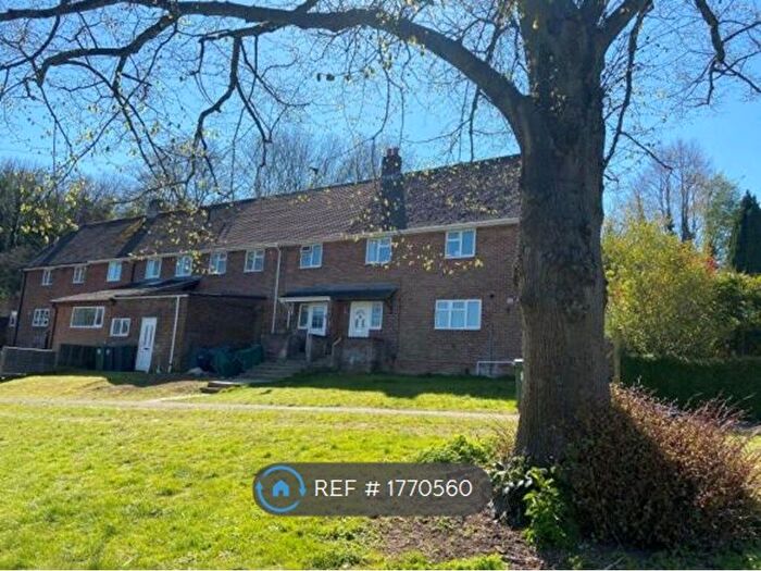 6 Bedroom Terraced House To Rent In Wavell Way, Winchester, SO22