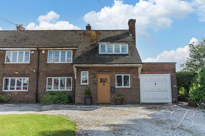 3 Bedroom Semi-Detached House For Sale In Main Street, Palterton, Chesterfield, S44