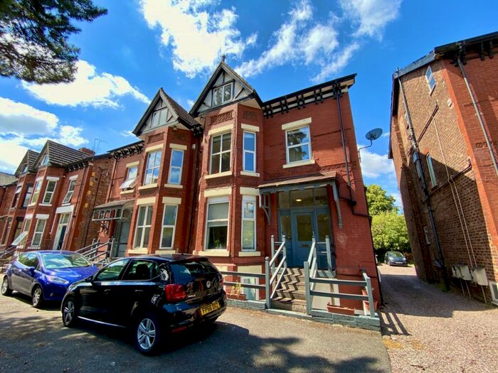 2 Bedroom Flat To Rent In Palatine Road, Manchester, Greater Manchester, M20