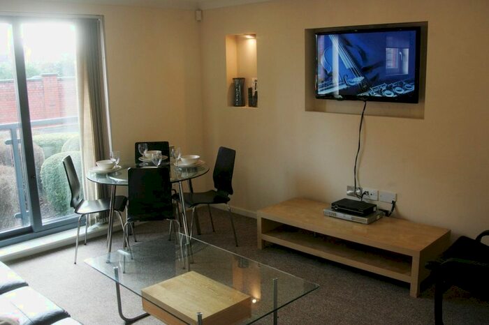 2 Bedroom Flat To Rent In Central Way, Warrington, WA2