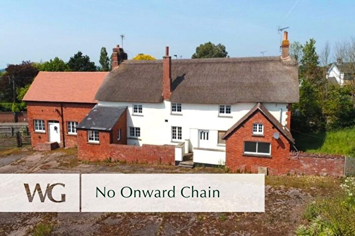 4 Bedroom Detached House For Sale In Exton, Exeter, Devon, EX3