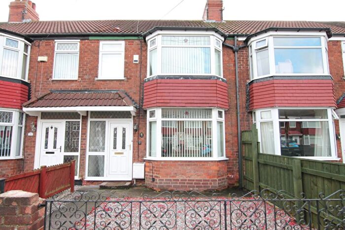 3 Bedroom Terraced House To Rent In Welwyn Park Road, HU6