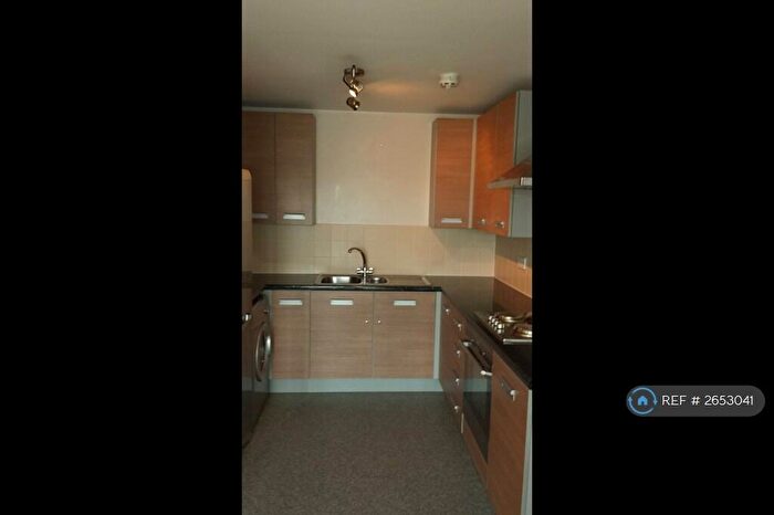 1 Bedroom Flat To Rent In Lemsford Road, Hatfield, AL10