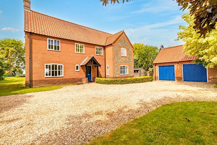 4 Bedroom Detached House For Sale In The Street, Little Snoring, Fakenham, Norfolk, NR21