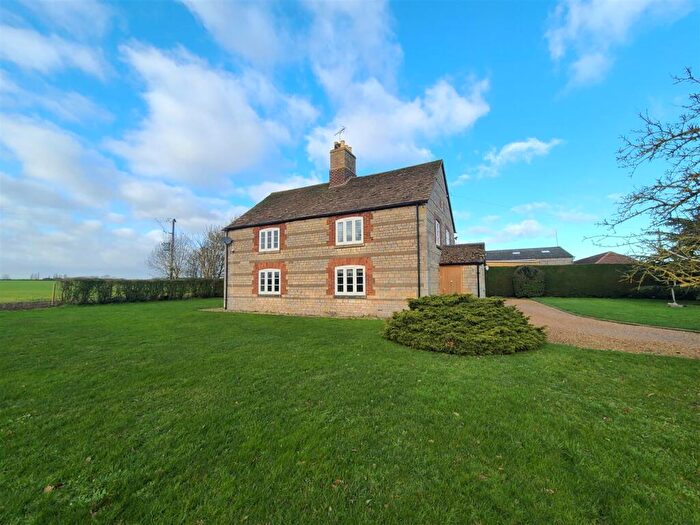 4 Bedroom Cottage To Rent In Greatford Road, Uffington, Stamford, PE9