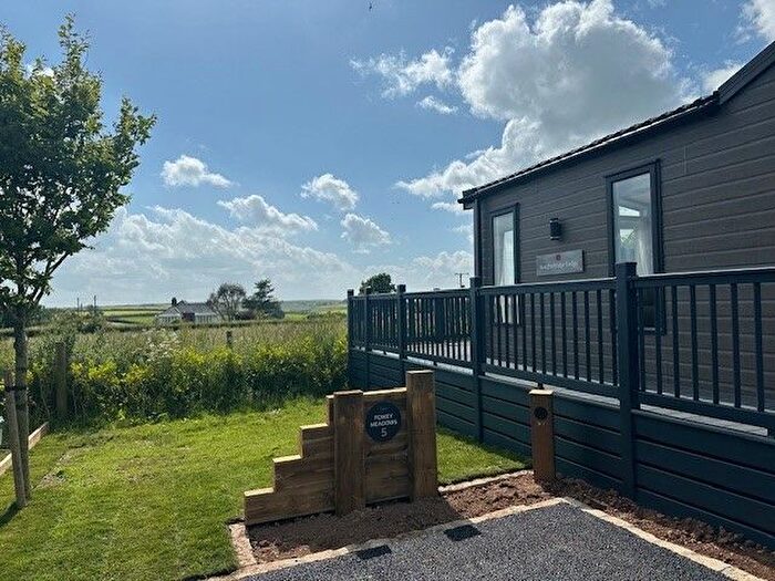 2 Bedroom Lodge For Sale In Pelynt, Looe, PL13