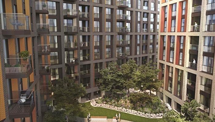 2 Bedroom Apartment To Rent In Thornes House, Nine Elms, SW11